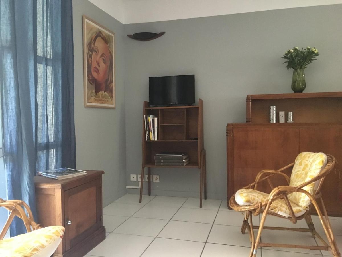 2 Appartements Calmes Frejus Bagian luar foto
