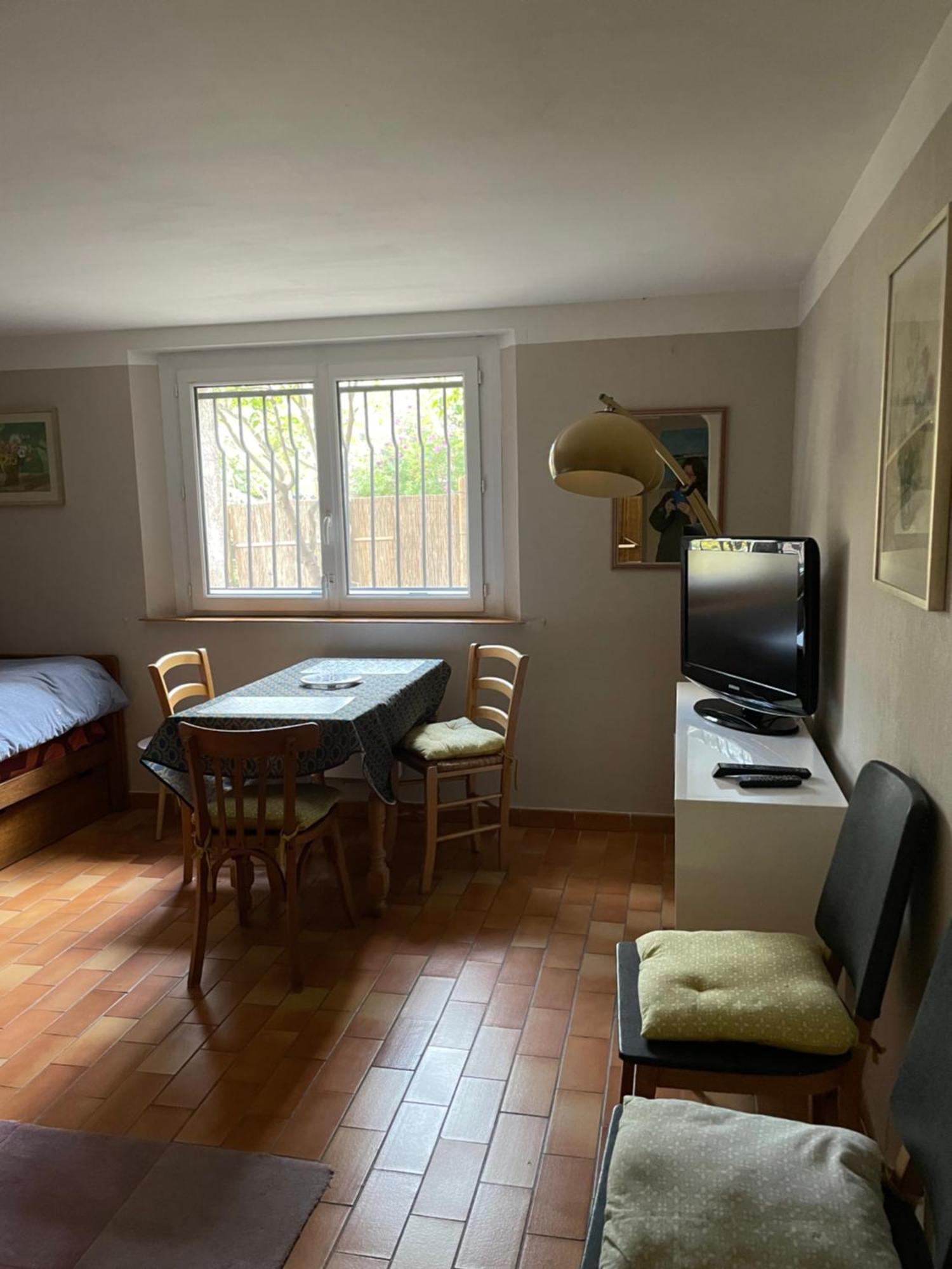 2 Appartements Calmes Frejus Bagian luar foto
